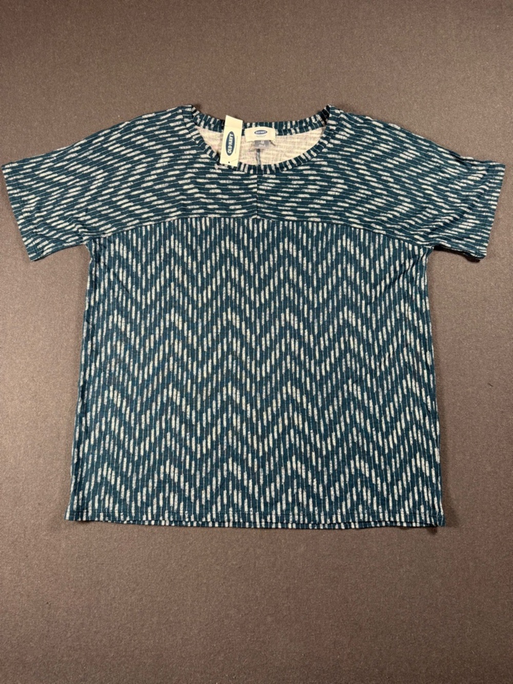 Old Navy Chevron design short-sleeve Scoop neck top - XS